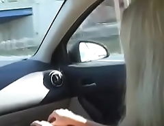 GF To A Pee Resignation Pees In Her BF'_s Car After Microphone To Use The Toilet